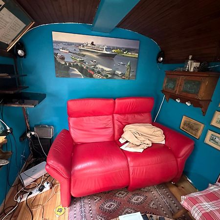 Hotel Zirkuswagen Im Gruenen Quickborn  Exterior foto